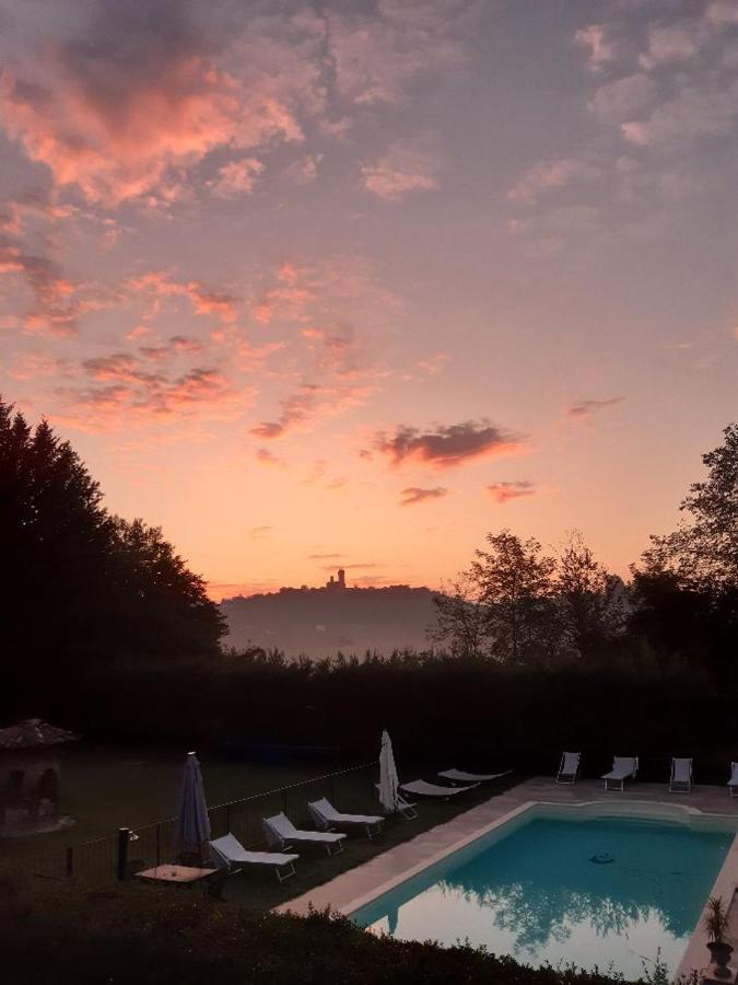 Вилла La Cascina Del Castello Асти Экстерьер фото